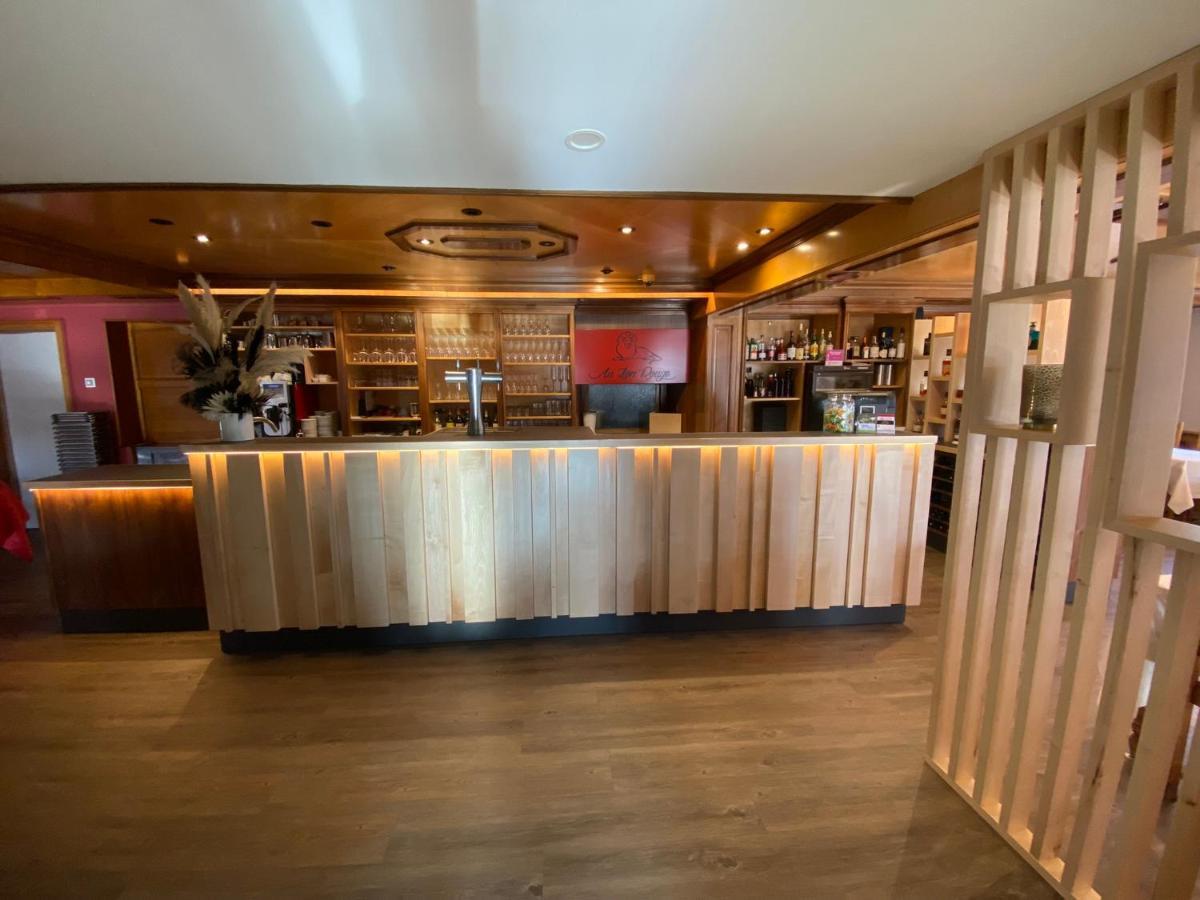 Logis Hotel Restaurant Au Lion Rouge 巴特内姆 外观 照片