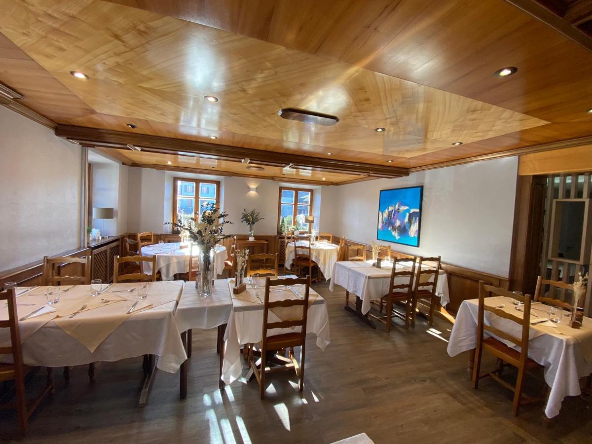 Logis Hotel Restaurant Au Lion Rouge 巴特内姆 外观 照片