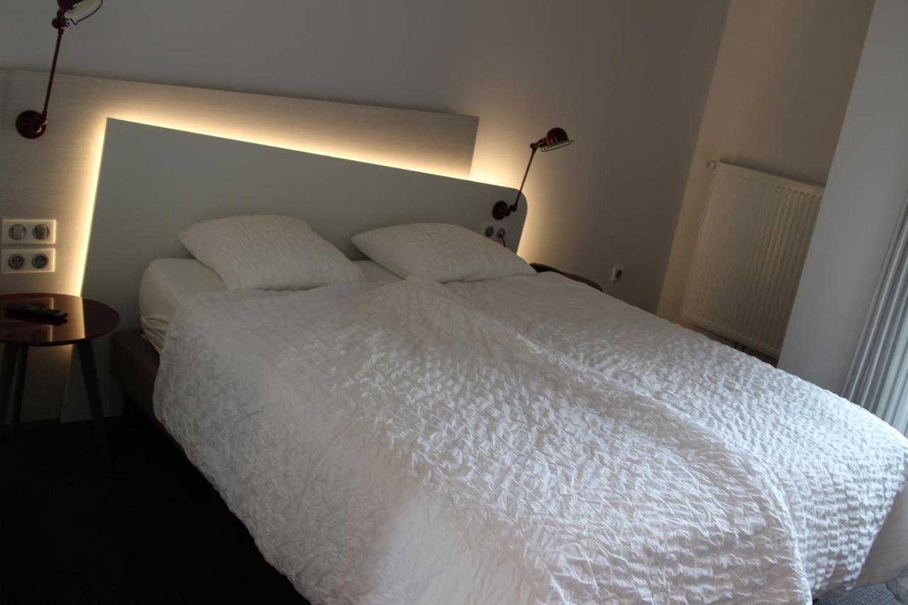 Logis Hotel Restaurant Au Lion Rouge 巴特内姆 外观 照片